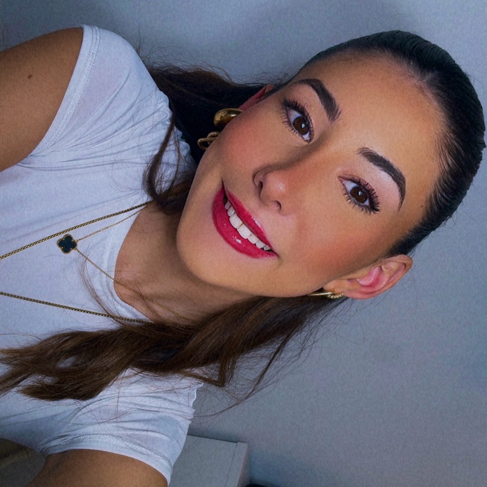 Meet your Posher, Mariana